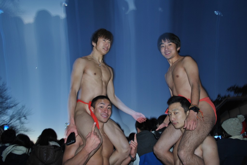 山頂に降り立った瞬間に現れた祝福のオーロラ。奇跡です。