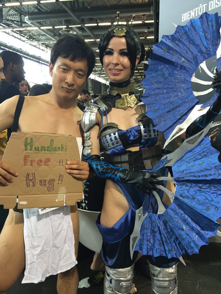 ふんどし コスプレ パリ