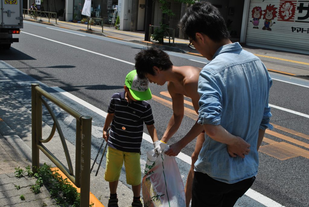 fundoshiman-and-boy