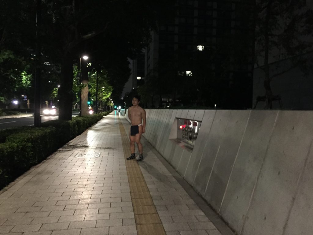 ふんどし潜入