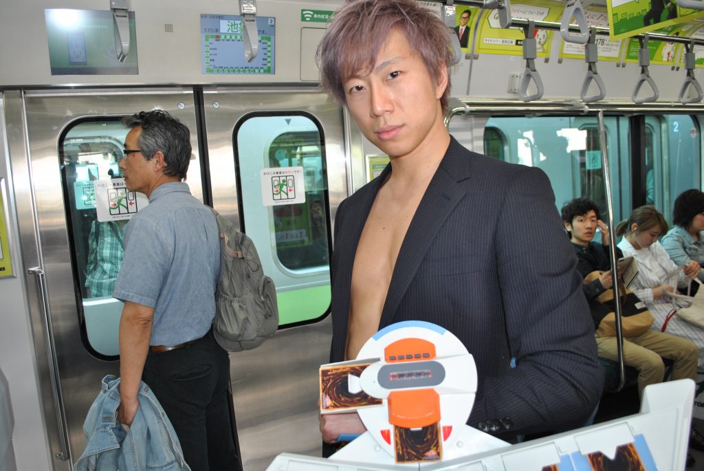 fundoshi-duelist-in-train