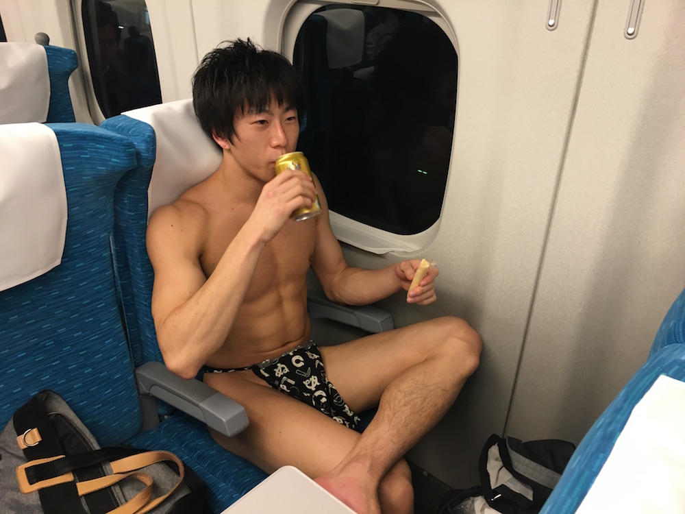 fundoshigentleman-shinkansen-2