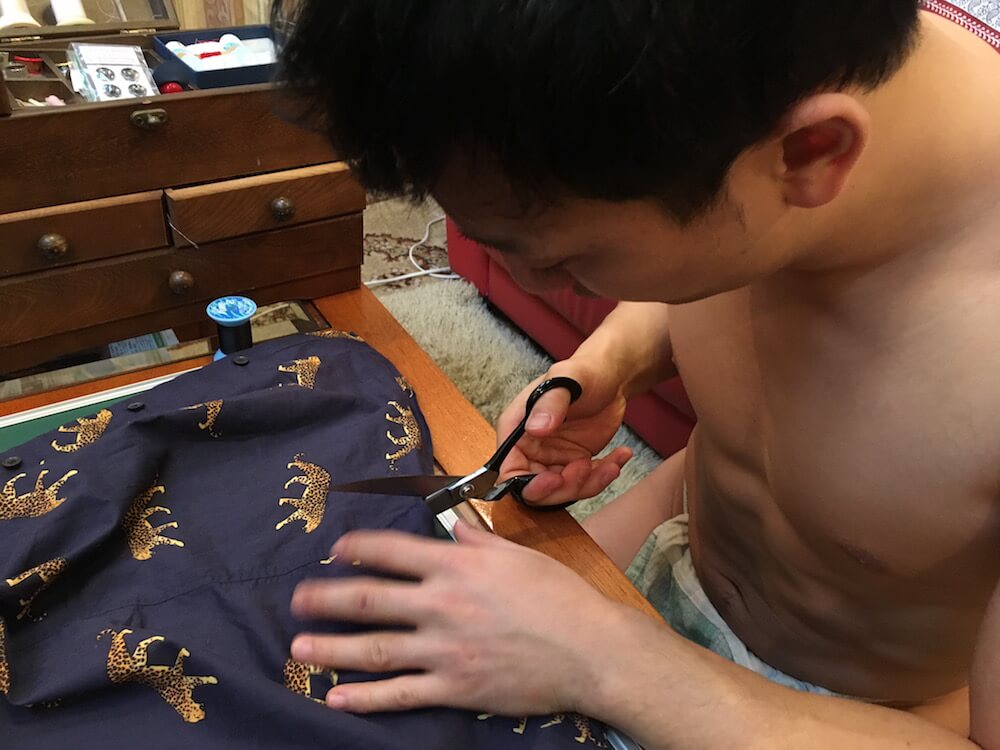 fundoshimuscleman-making-paulsmith-fundoshi-3