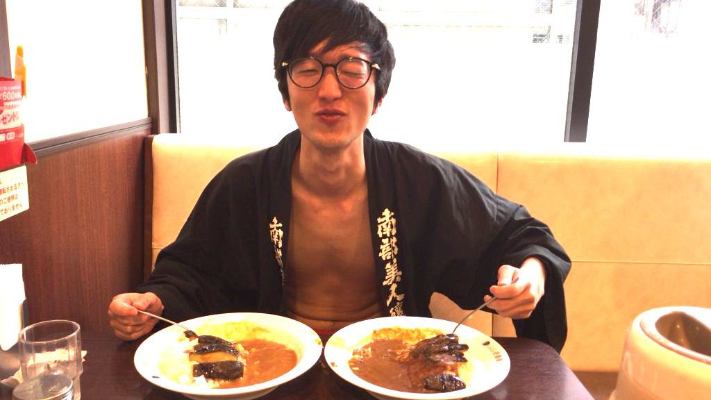 fundoshi-socrates-eating-bothe-sweetandhotcurry-5