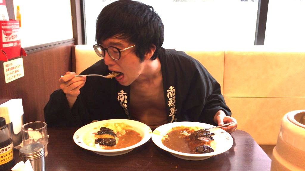 fundoshi-socrates-eating-sweetcurry-3